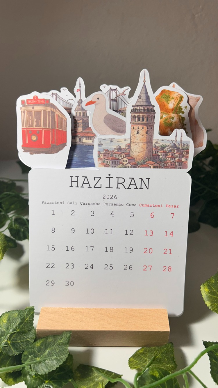 İstanbul Temalı Ahşap Ayaklı Özel Tasarım Takvim 2026 Takvim Masa Takvimi Yılbaşı