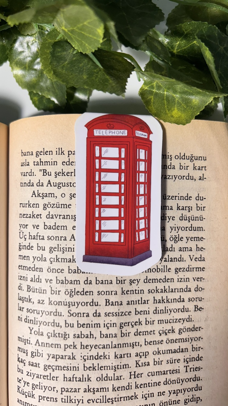 Londra telefon kulübesi temalı mıknatıslı kitap ayracı