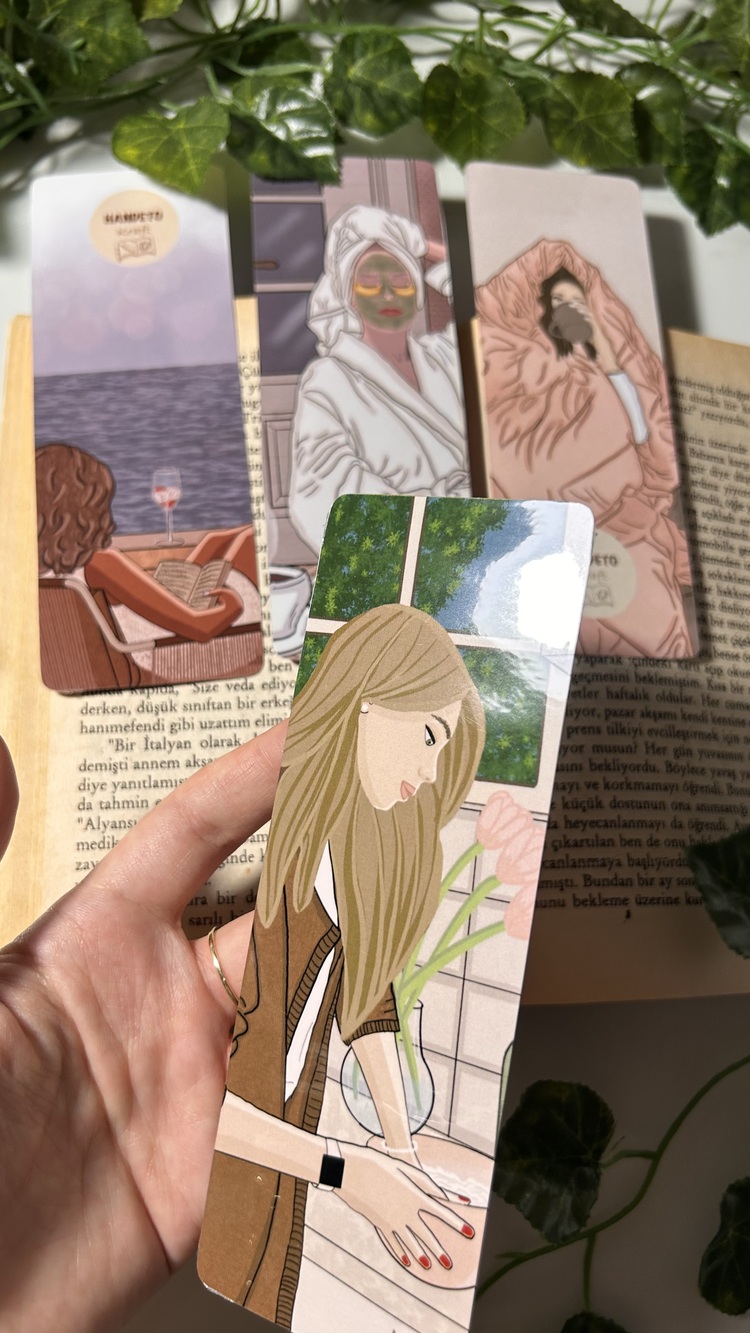 Çoklu Kitap Ayracı 4 Adet Pvc Kaplama Parlak Ve Sert Yapı El Yapımı Bookmark, Bakım