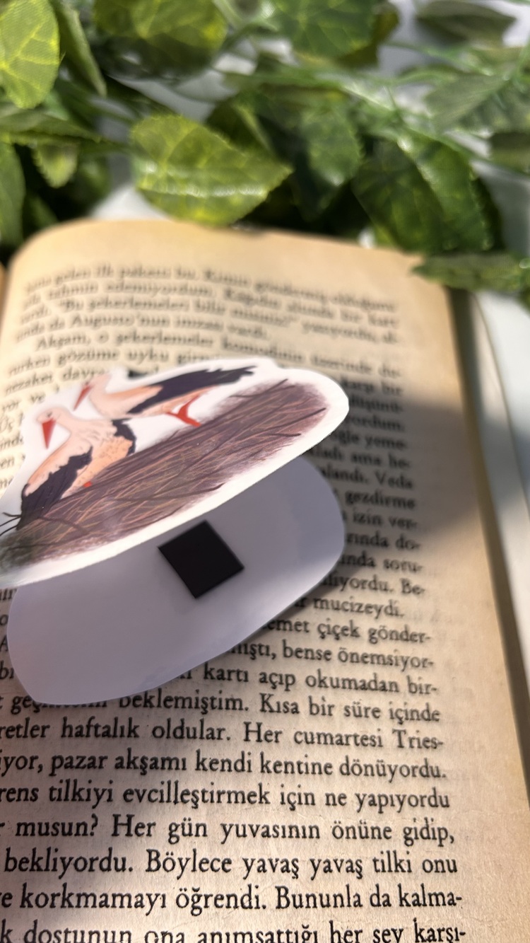 Leylek temalı mıknatıslı kitap ayracı