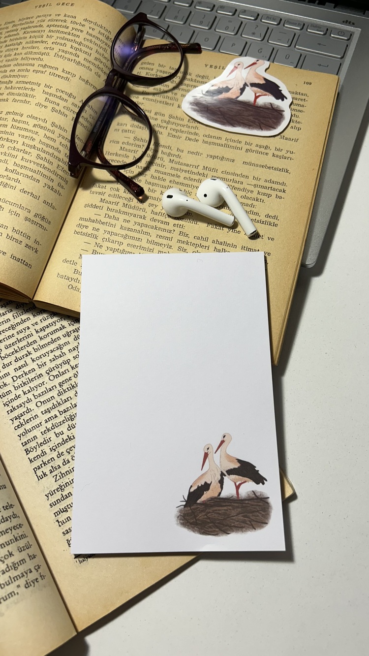 Leylek temalı notepad /Çek kopar not defteri, A6 boyutu, 40 sf., Tutkalla birleştirilmiştir.