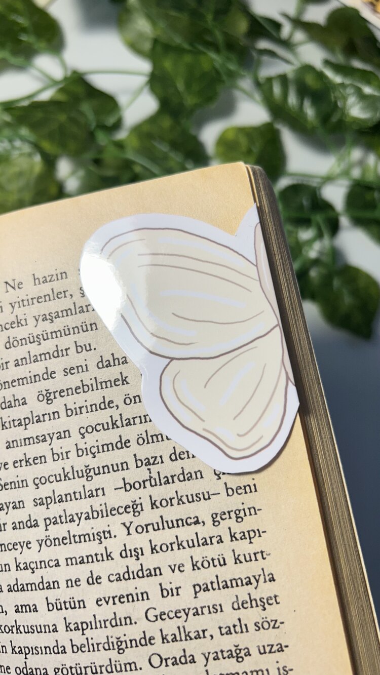 Kelebek mıknatıslı kitap ayracı