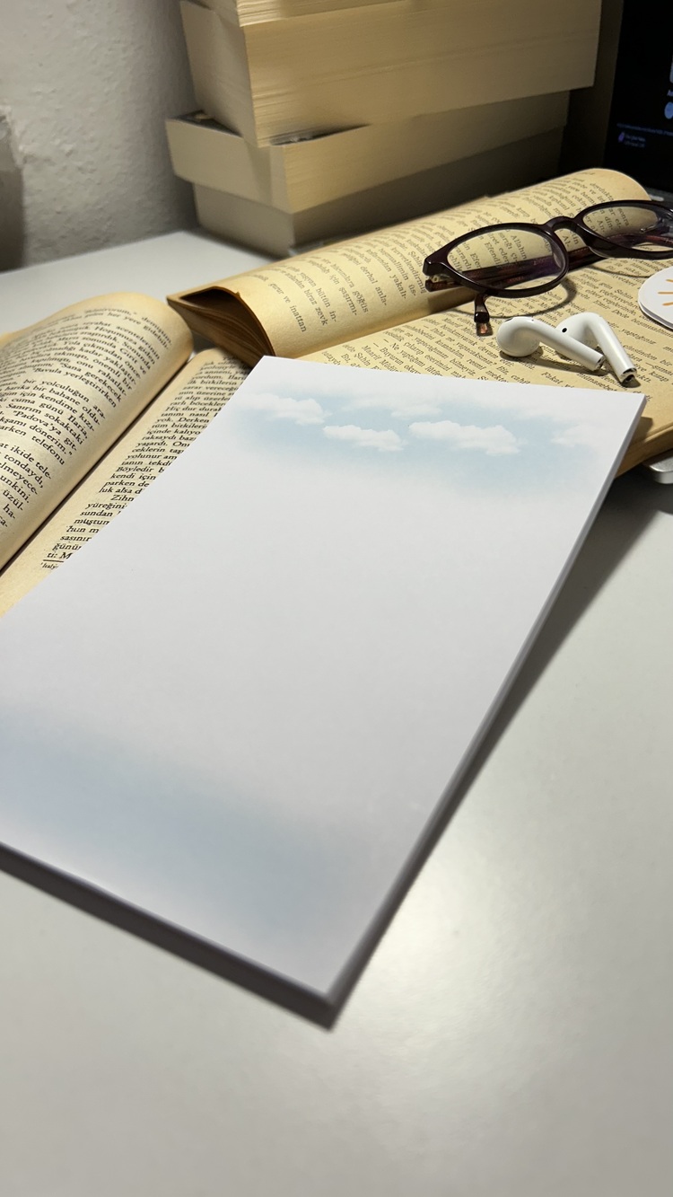 Bulut temalı notepad/memopad