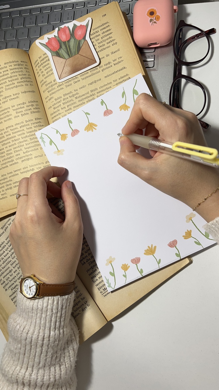 Renkli çiçekler temalı notepad/memopad