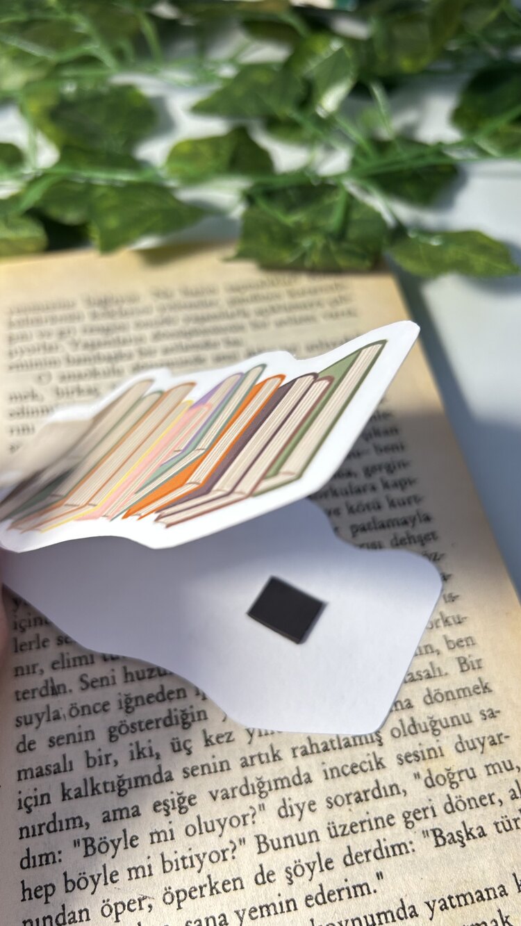 Kitap kahve mıknatıslı kitap ayracı