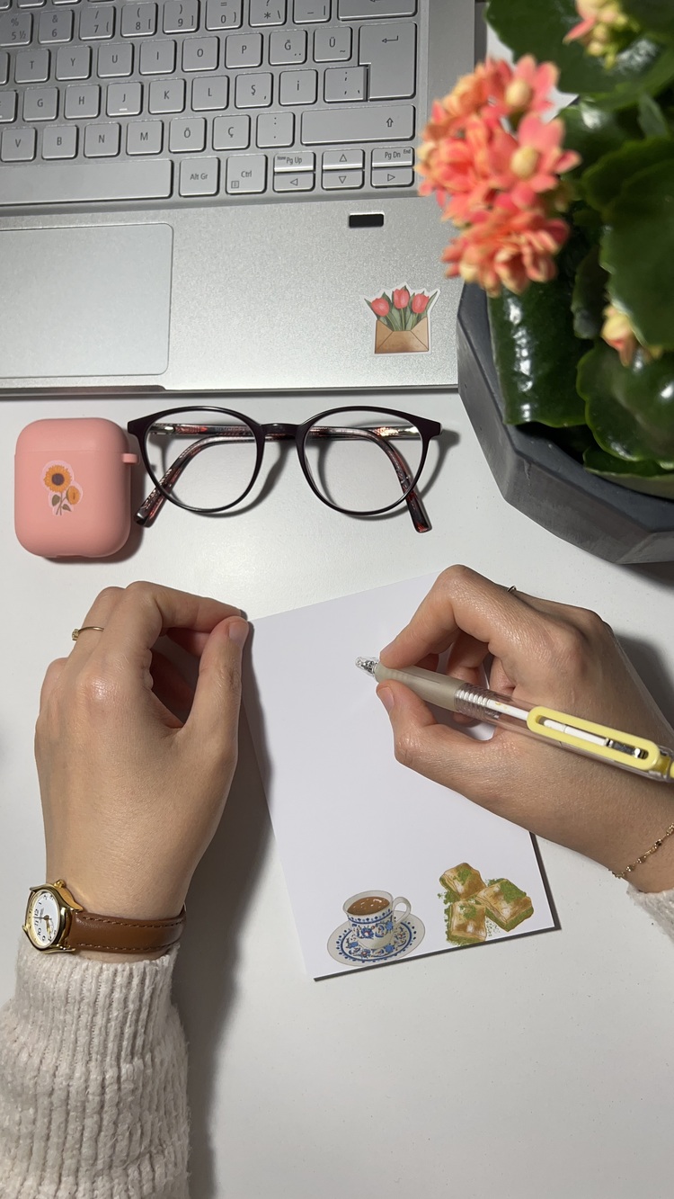 Baklava temalı notepad /Çek kopar not defteri, A6 boyutu, 40 sf., Tutkalla birleştirilmiştir.