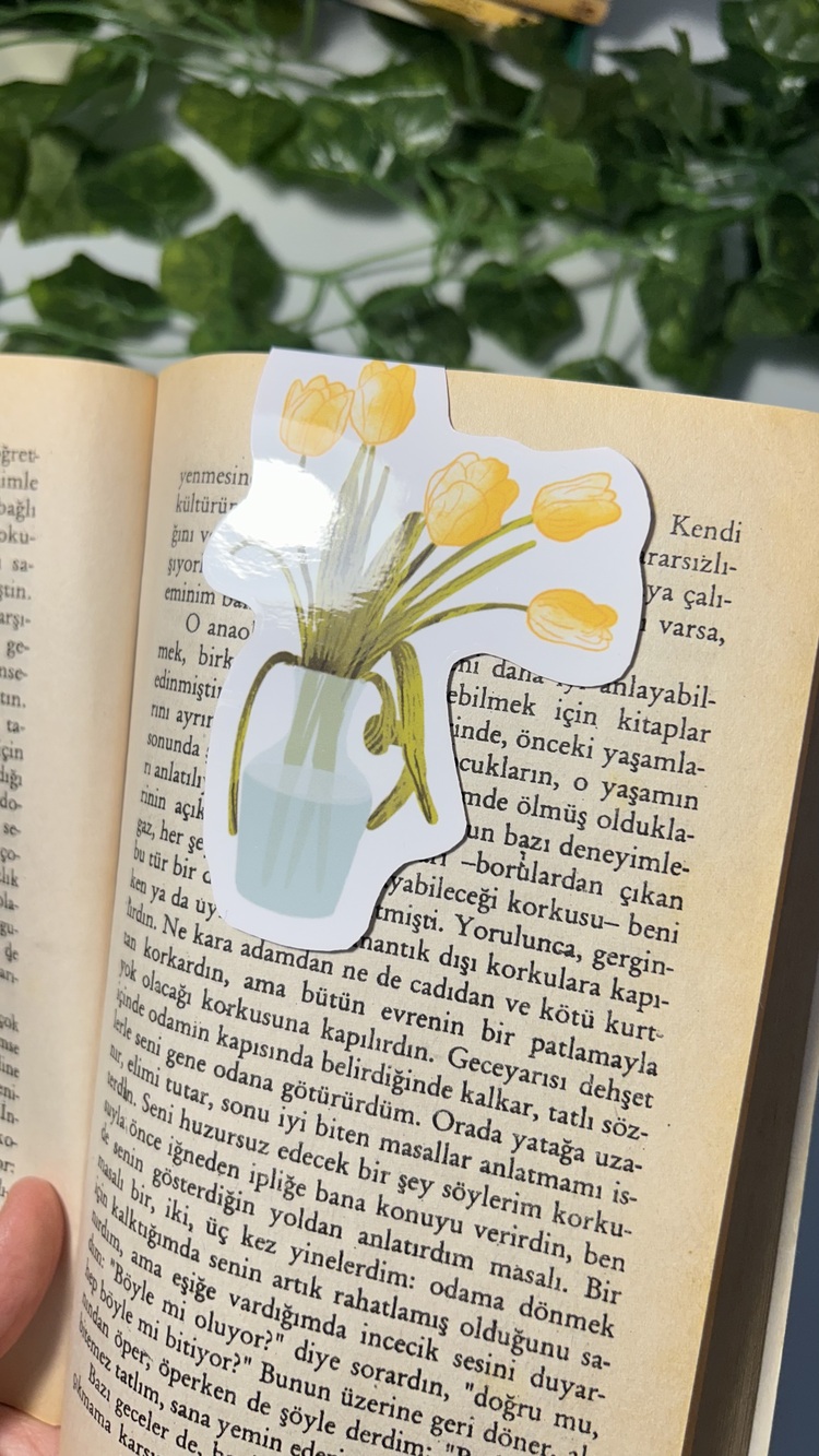 4'lü çiçek temalı mıknatıslı kitap ayracı