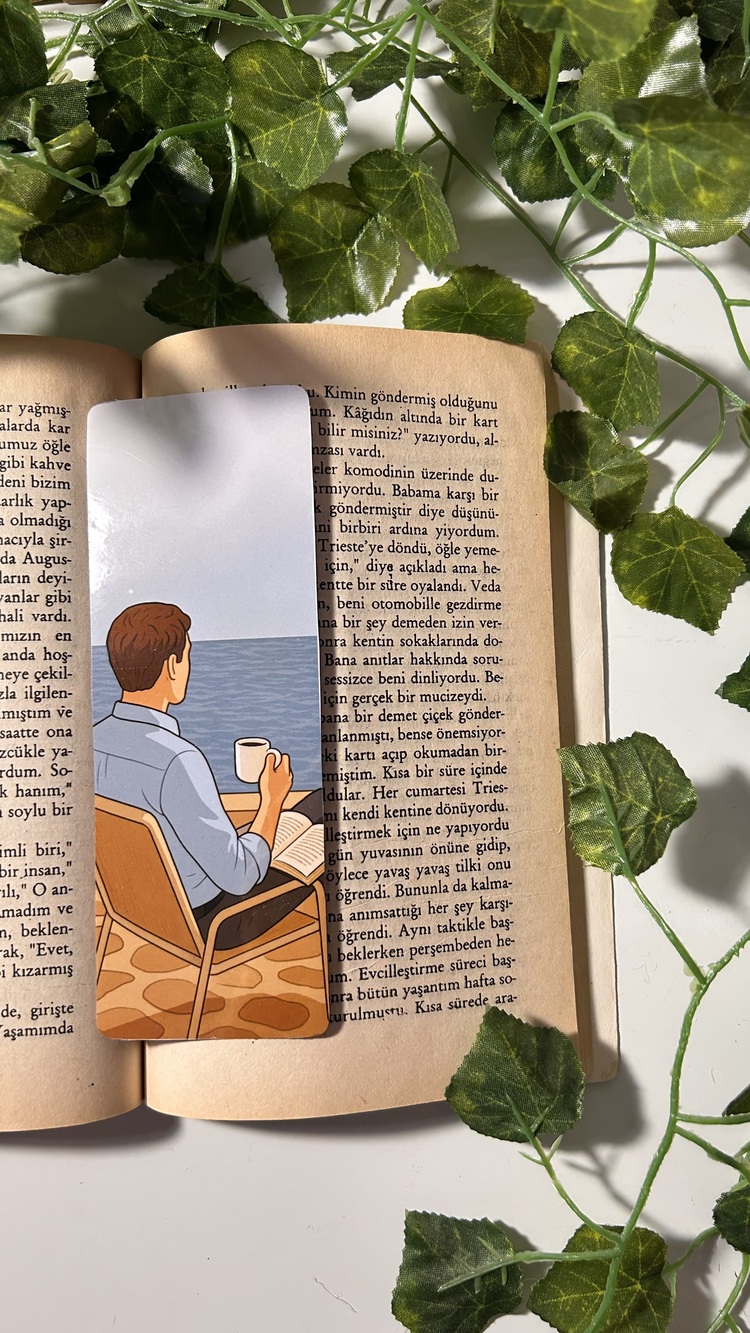 Kitap Okuyan Erkek Kitap Ayracı 5 X 15 Cm Pvc Kaplama Parlak Ve Sert Yapı El Yapımı Bookmark