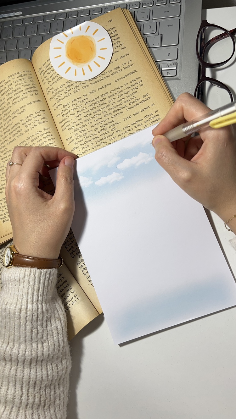 Bulut temalı notepad/memopad