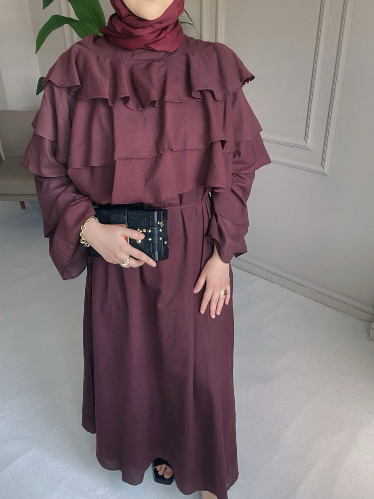 Lena göğsü fırfırlı elbise