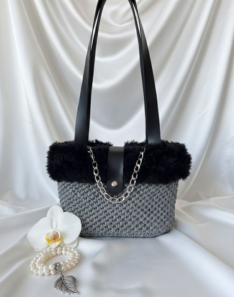 Midnight Pearl Bag