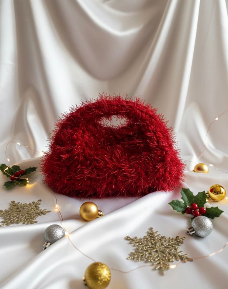 Crimson Fluff Luxe:Wine Edition