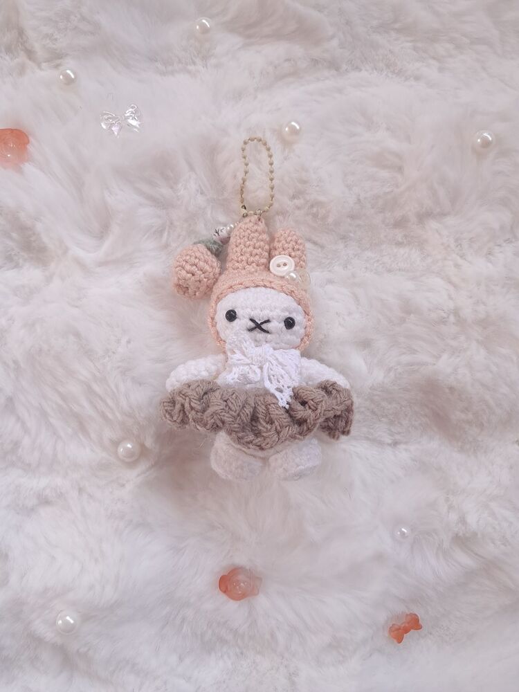 peach miffy