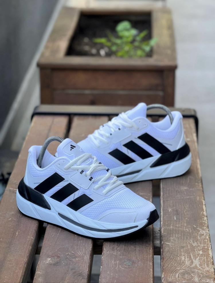 Adidas Adistar (Unisex Spor Ayakkabı)