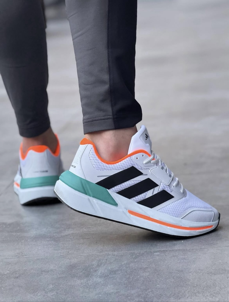Adidas Adistar (Unisex Spor Ayakkabı)