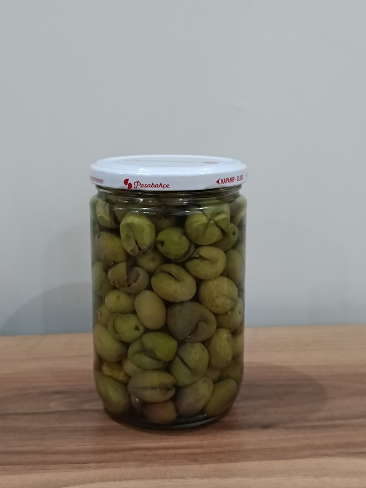 Kırma zeytin (660 cc'lik)