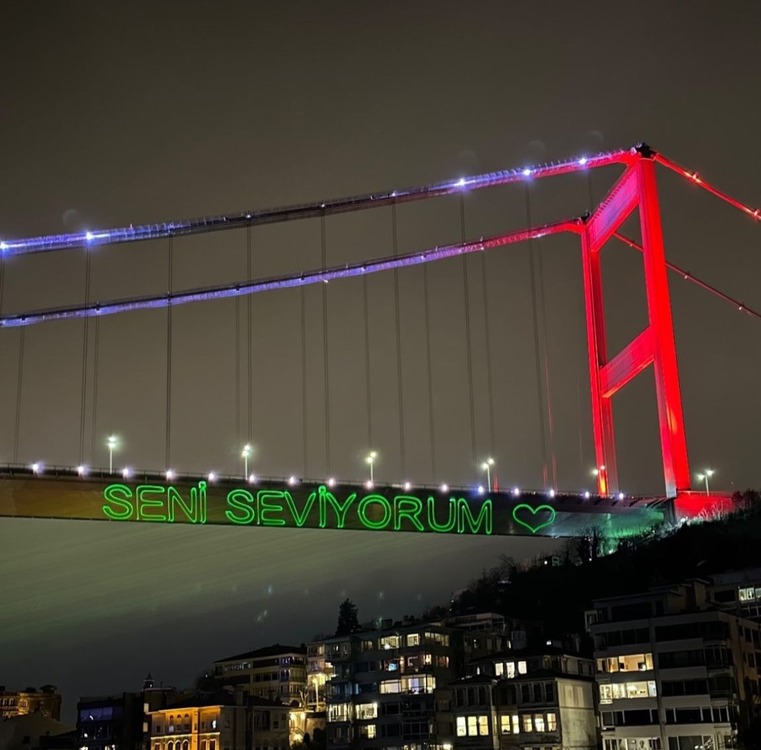 Boğaz K. Lazer Yazı