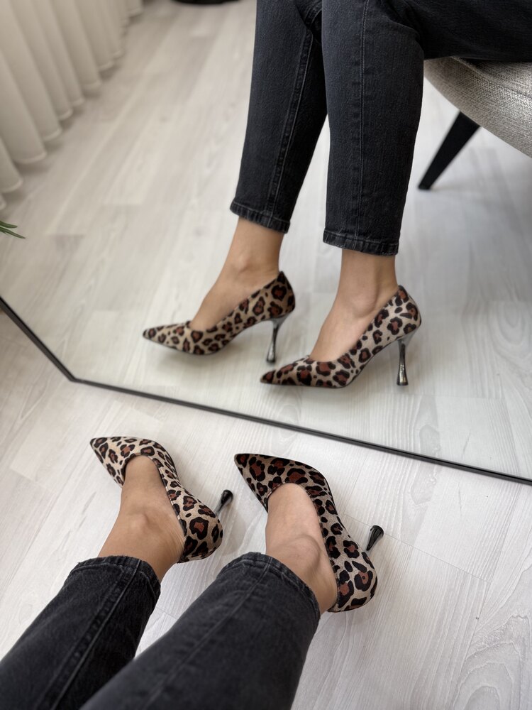 Leopar topuklu ayakkabı 