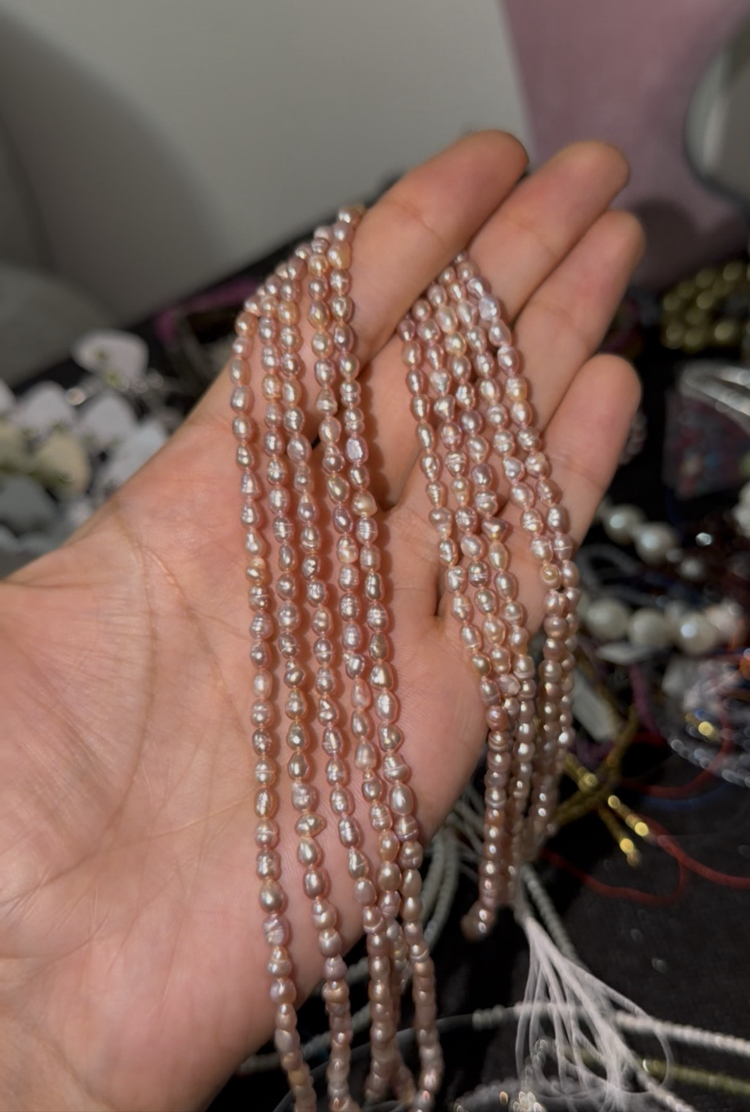 Doğal pembe inci dizi