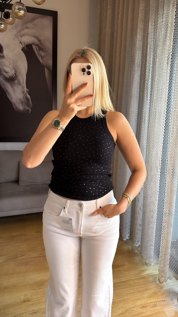 Siyah taşlı bluz