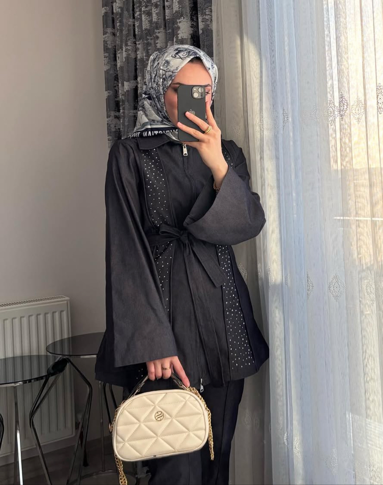 Taşlı denim takım