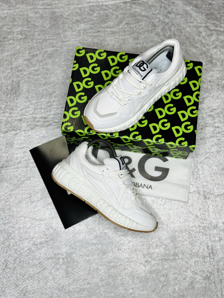 DG 002