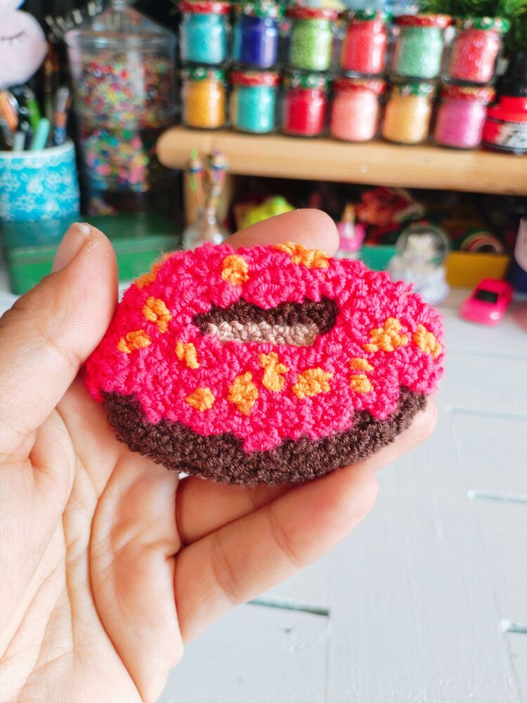 Donut Broş