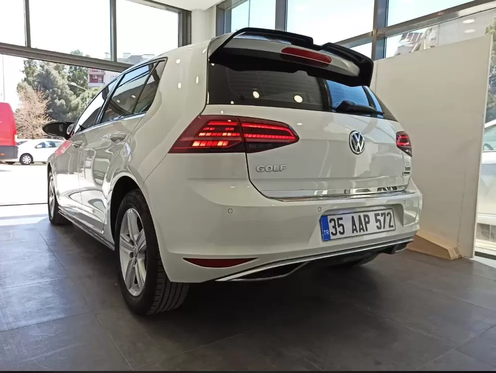 Golf 7/7.5 Oettinger İthal Spoiler Pianoblack