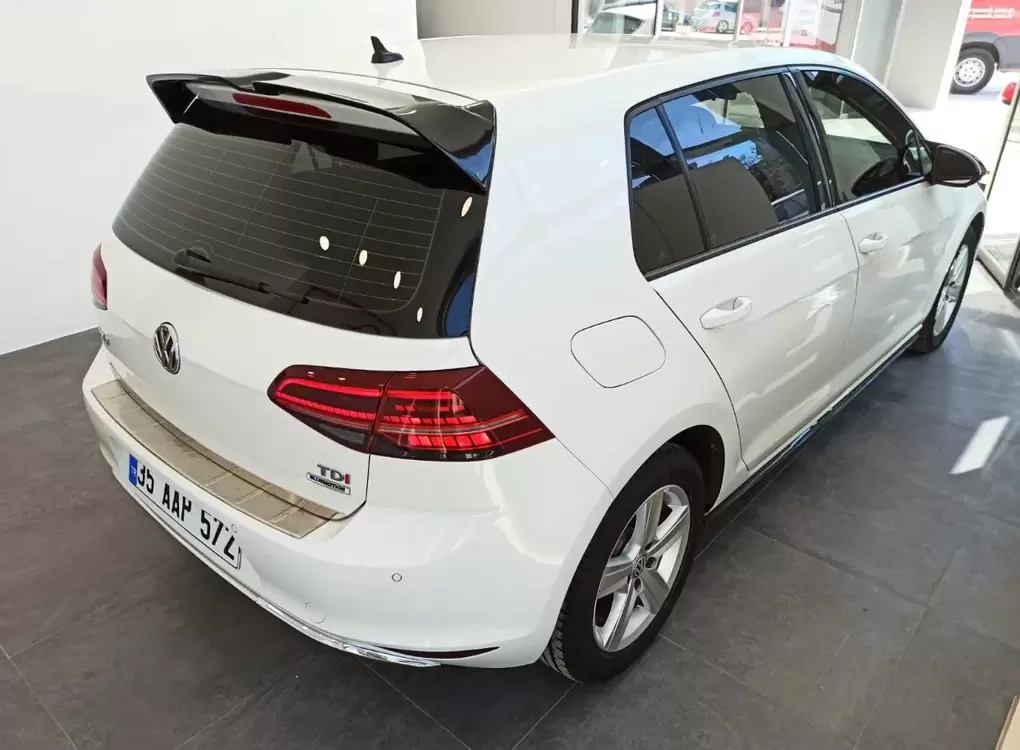 Golf 7/7.5 Oettinger İthal Spoiler Pianoblack