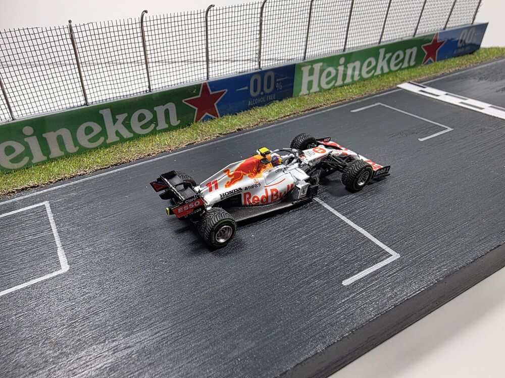 Formula Pist Diorama 