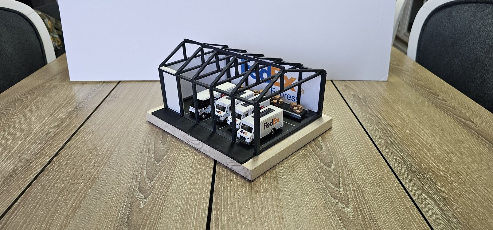 FedEx Diorama