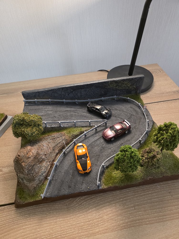 Seven (7) Curve Diorama
