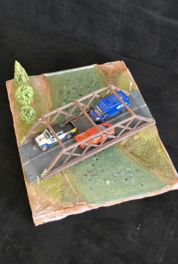 Mountain Bridge Diorama