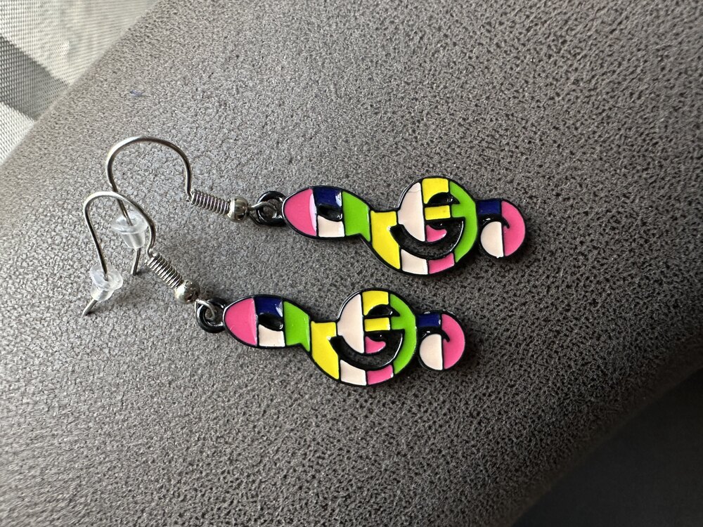 Sol Anahtarı Bijuteri Küpe (Pembe)