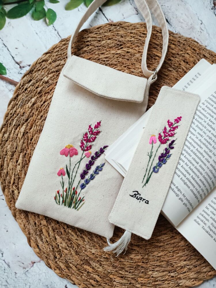 kılıf ve  kitap ayraç  hediye paketi seti