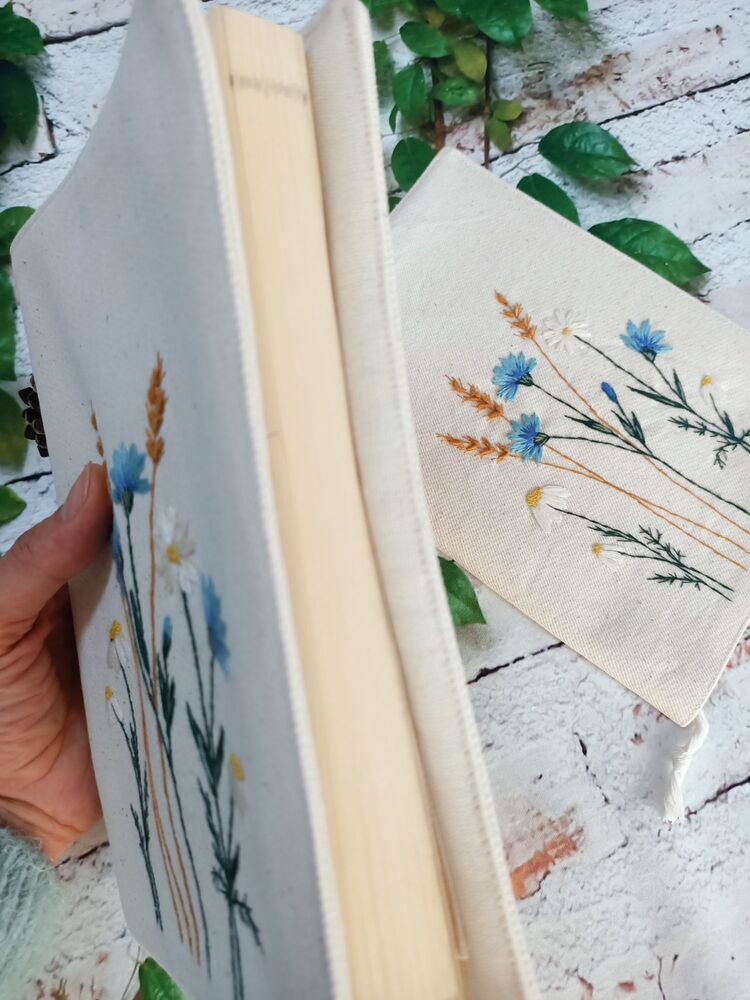 Yabani çiçekler kitap kılıfı 
