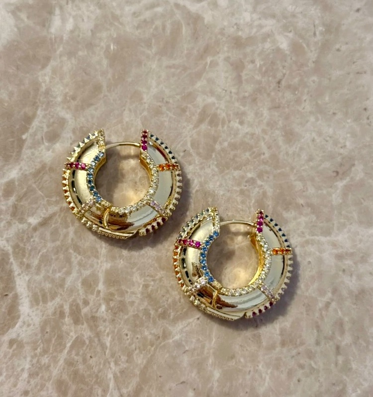 RENKLİ TAŞLI GOLD HALKA KÜPE