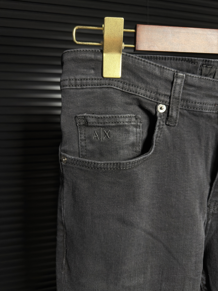 A/X Jean