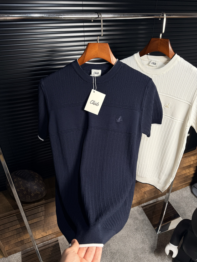 B. Club Waffle Örgü Triko Tshirt