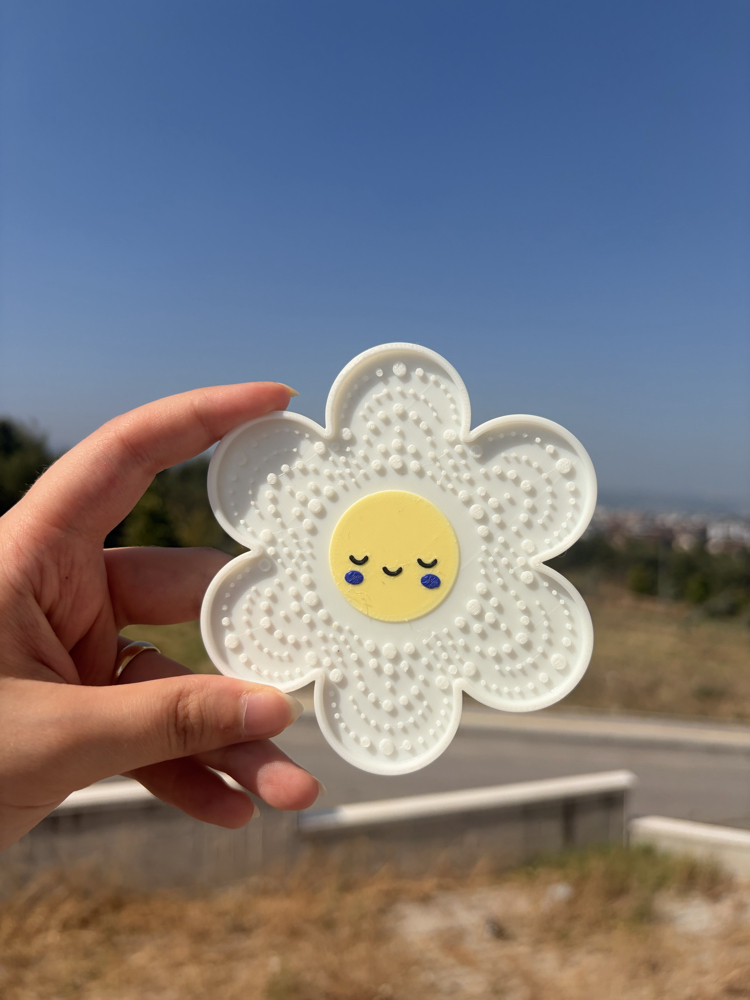 Makyaj Fırçası Temizleme Aparatı