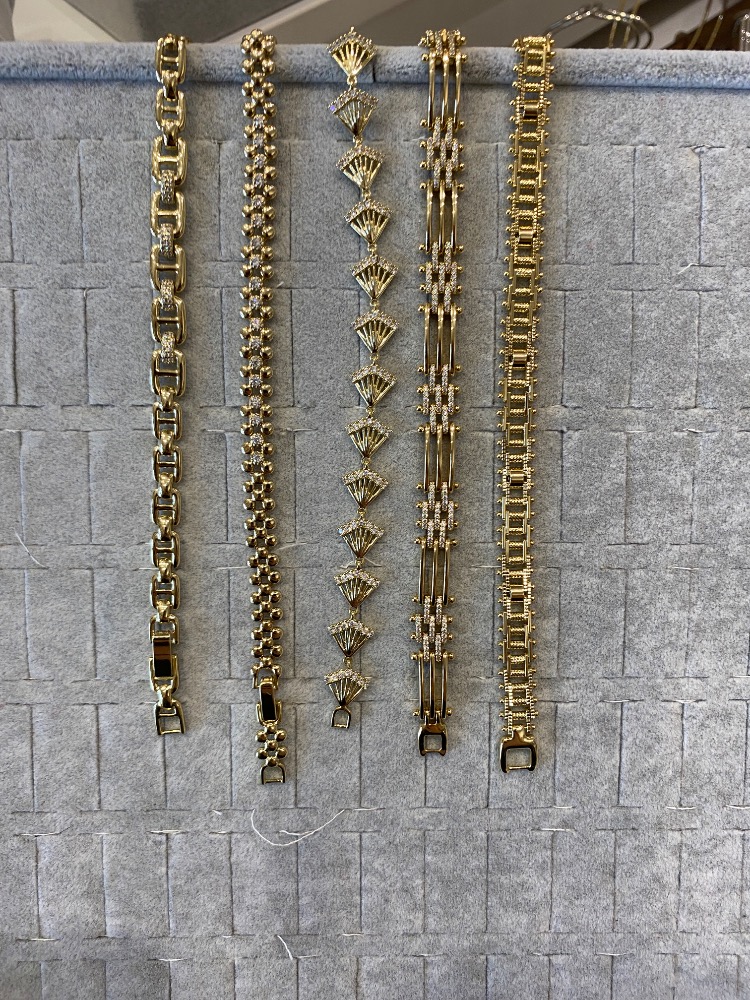 Xuping Gold Renkli Çelik Bileklik