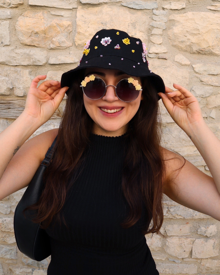 Bucket hat