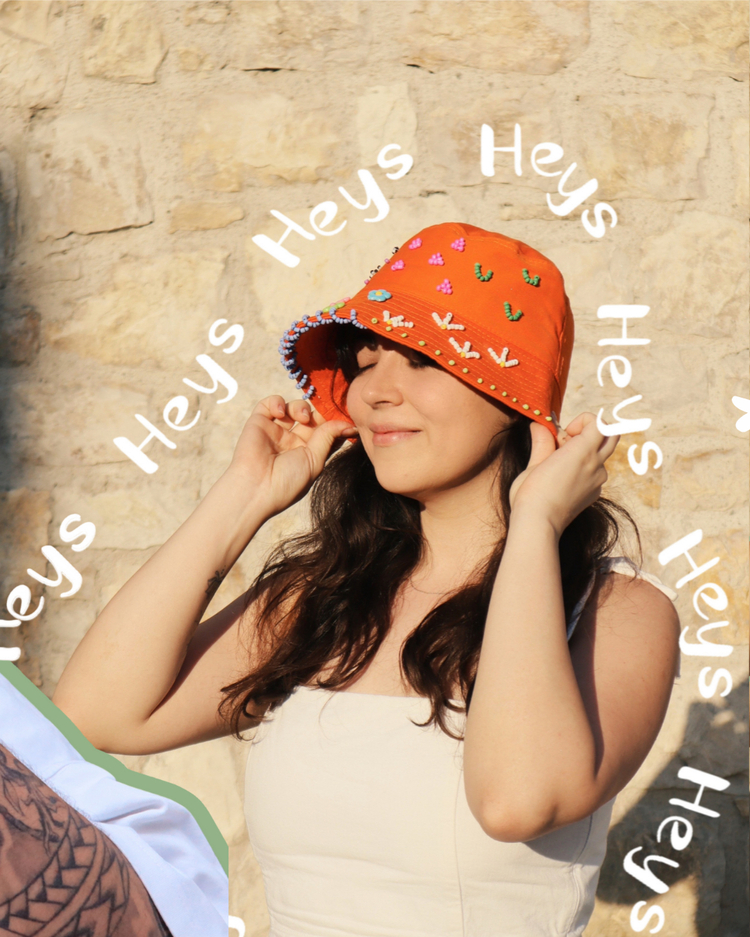 Bucket hat