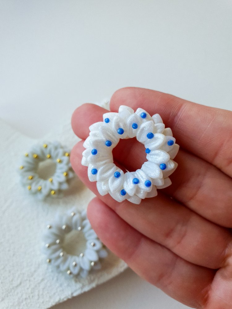 Icy Blue Garland Broş - Snow White