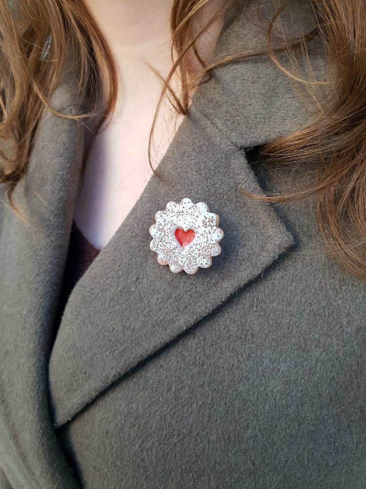 Linzer Kurabiye Broş