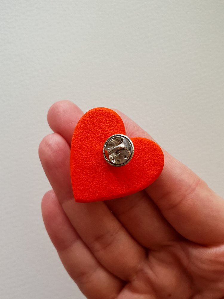 Bubble Hearts Broş Red