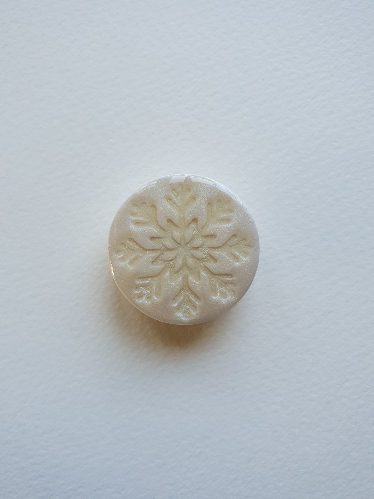 Snowflake White Broş