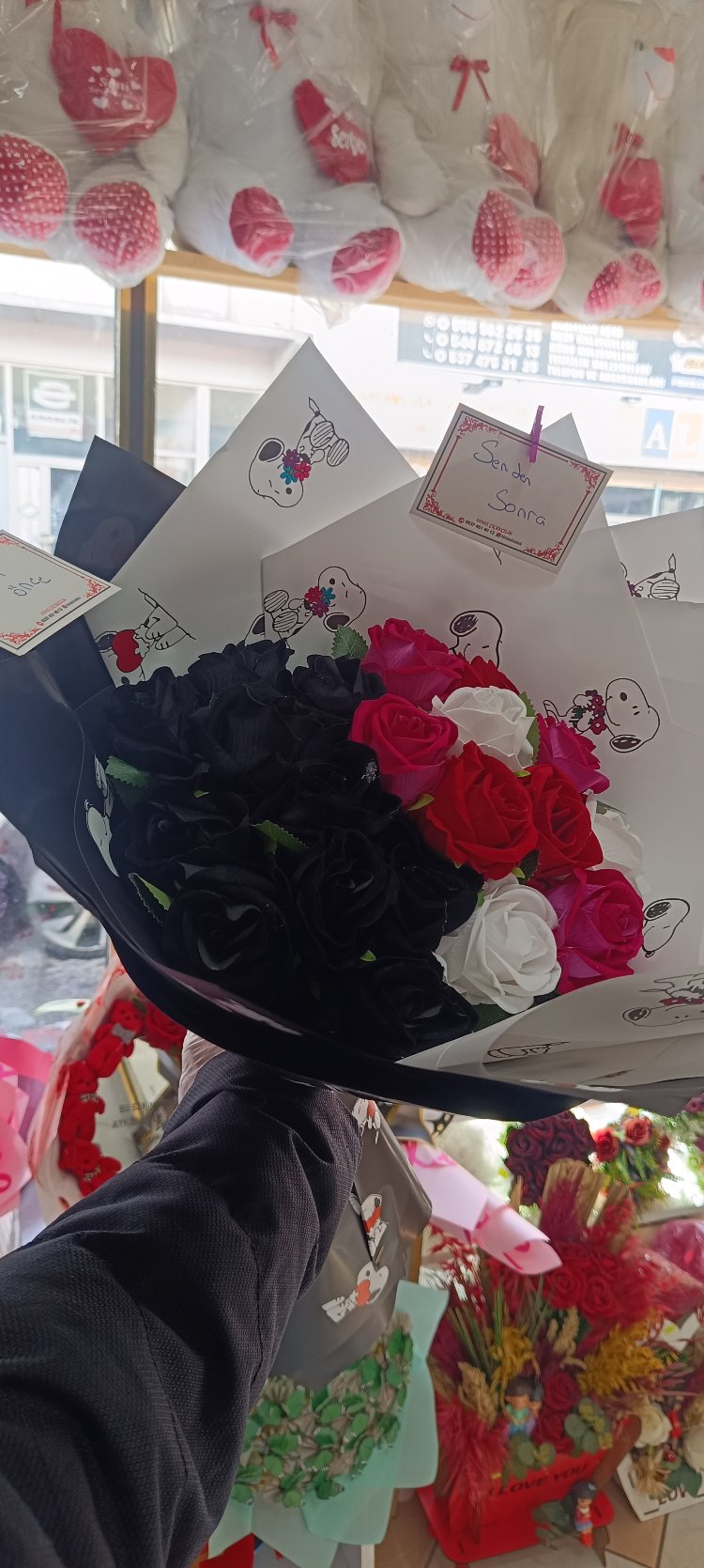 senden önce senden sonra yapay gül buketi