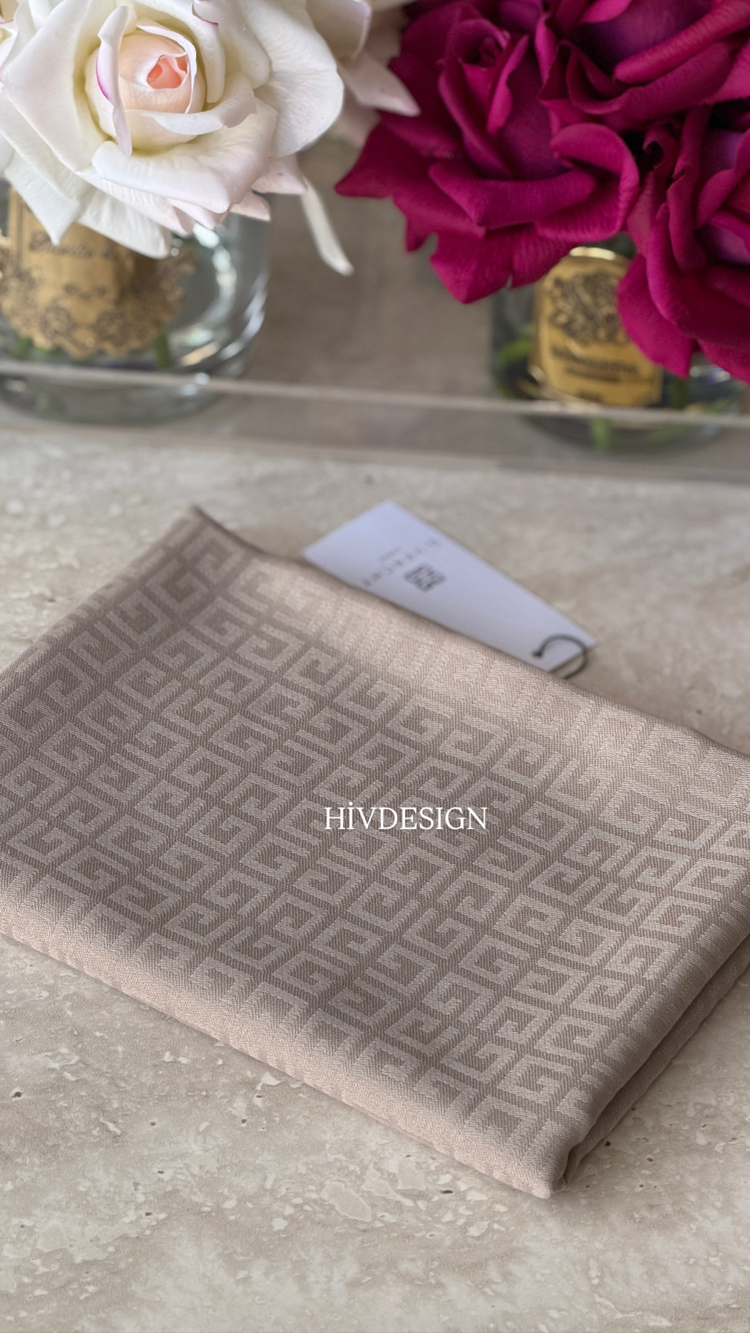 GIVENCHY YÜN PAMUK İPEK BEJ