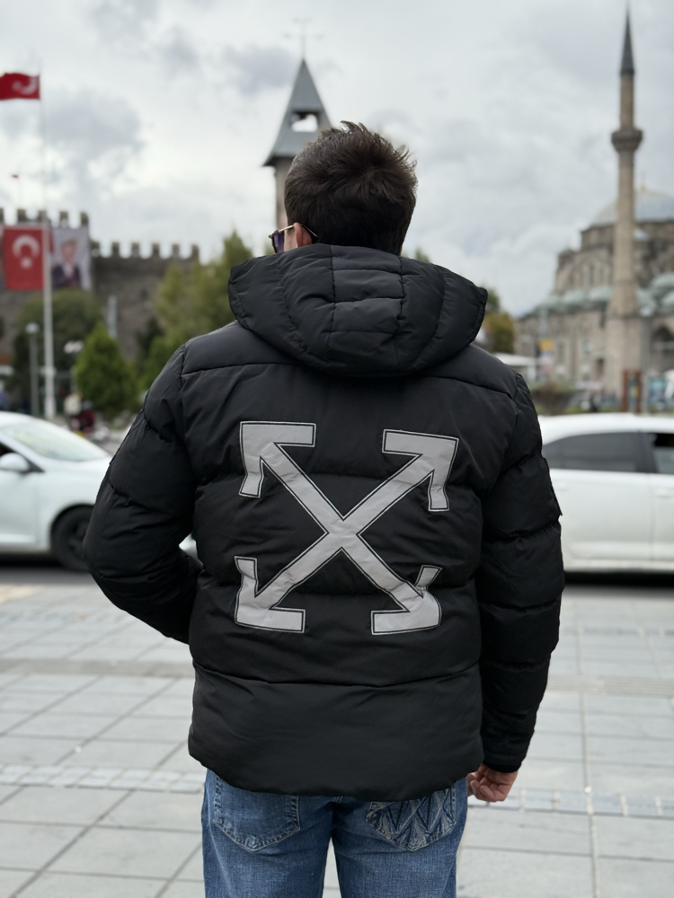Off White Mont
